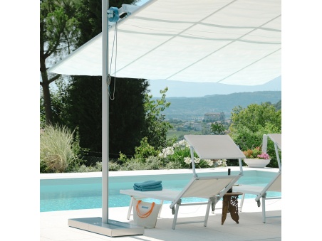 Maistra: the first retractable, tilting and height-adjustable canopy