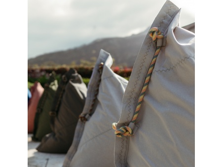 Randa XL: The Only Bean Bag with Radial Design