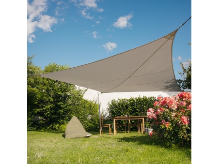EZ Breez: The Only Patented Waterproof Shade Sail