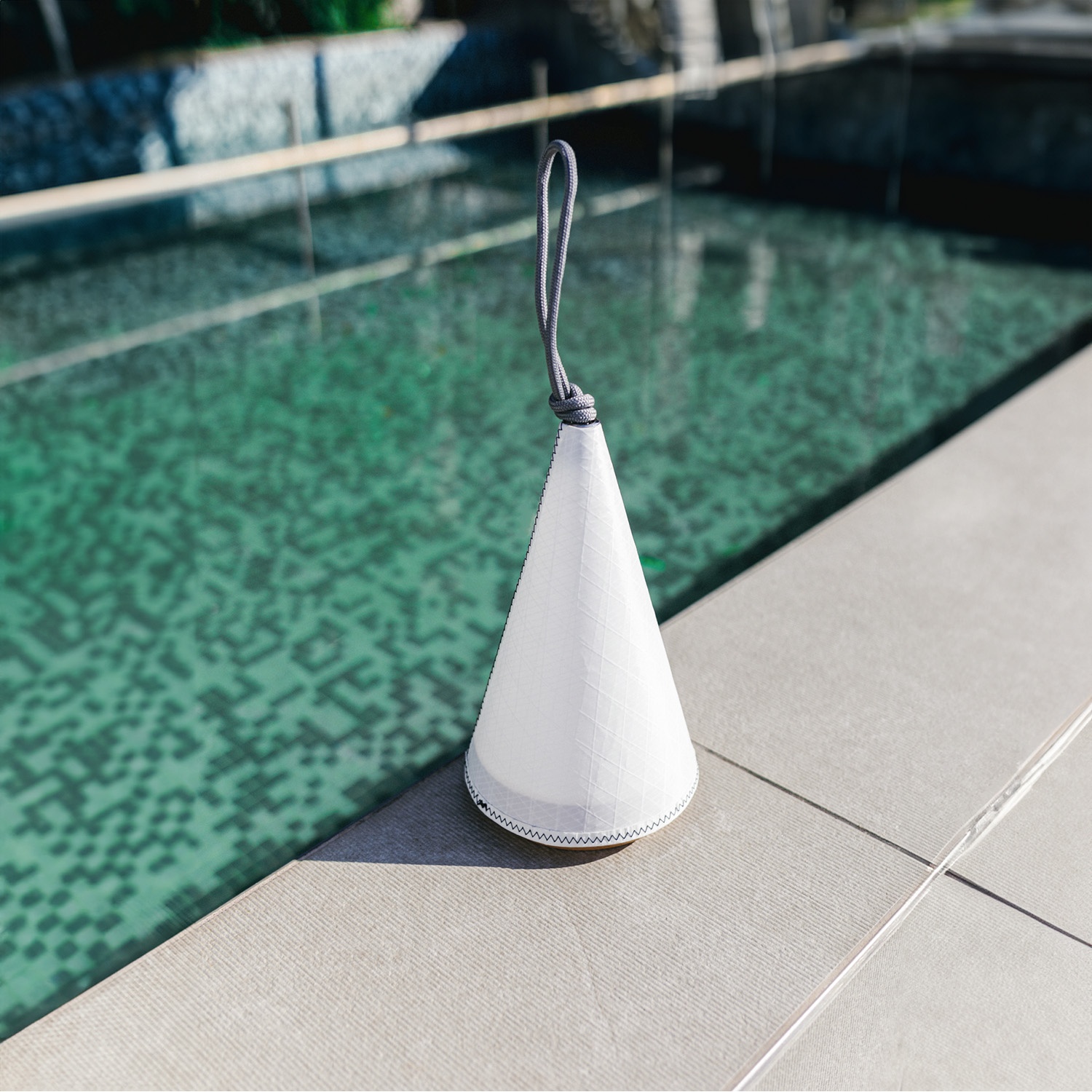 Cala Lamp: Nautical Design, Adjustable Light, 143 Hours of Autonomy Cala Lamp: Nautical Design, Adjustable Light, 143 Hours of Autonomy