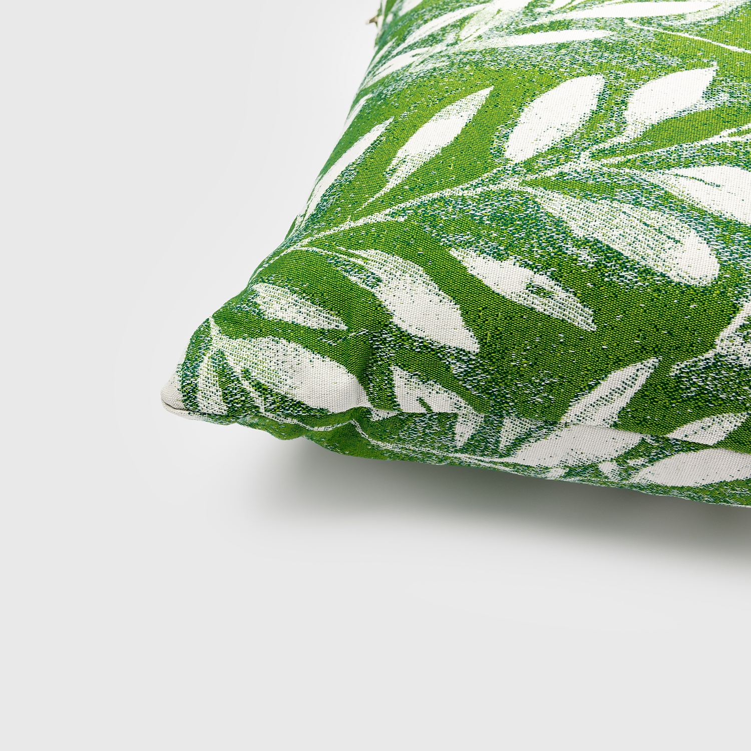 Marra: Waterproof Outdoor Pillow with Soft Padding | Maanta Marra: Waterproof Outdoor Pillow with Soft Padding | Maanta