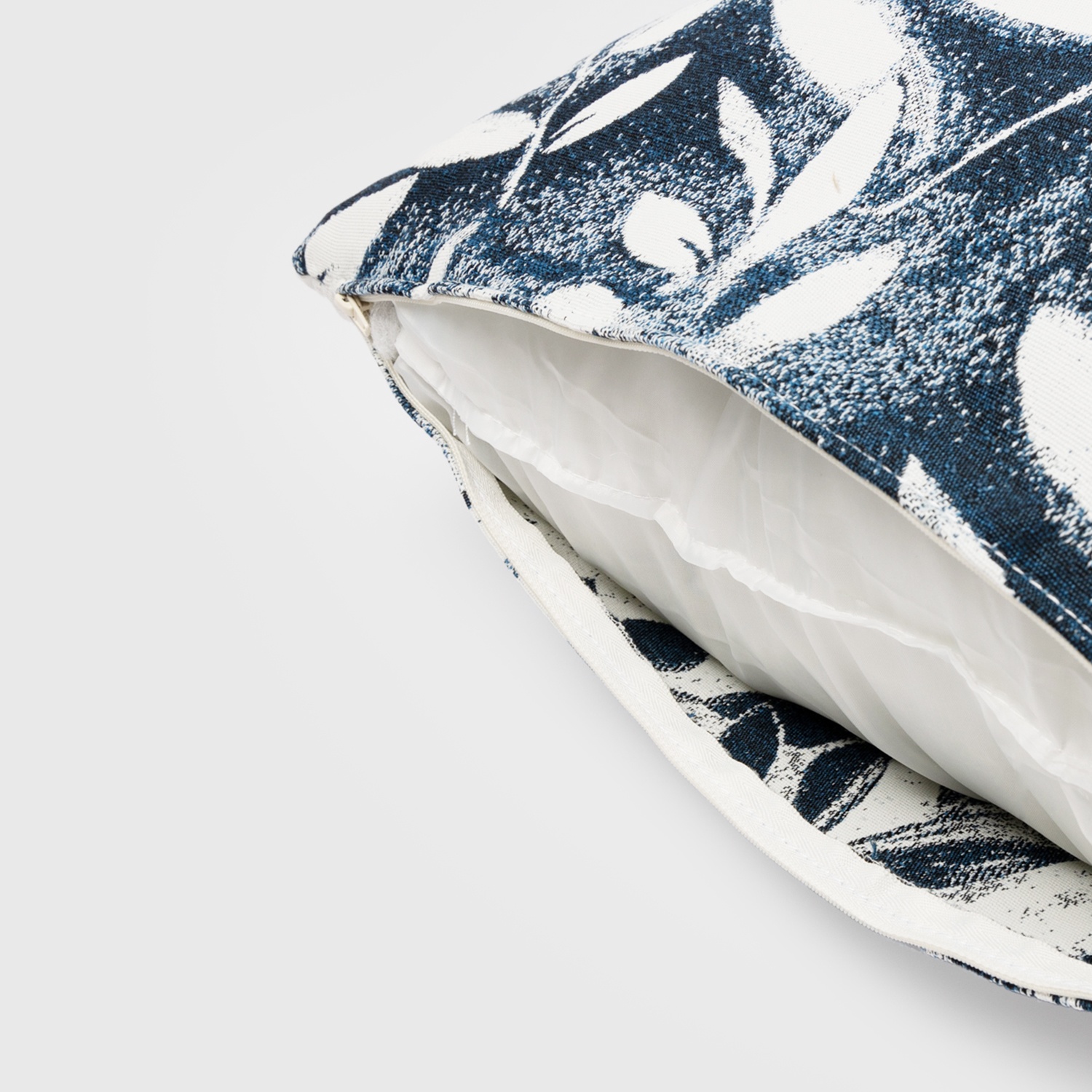 Marra: Waterproof Outdoor Pillow with Soft Padding | Maanta Marra: Waterproof Outdoor Pillow with Soft Padding | Maanta