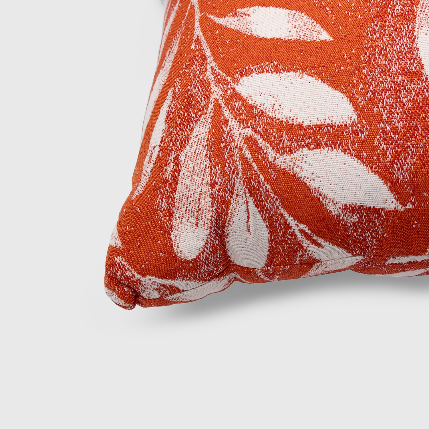 Marra: Waterproof Outdoor Pillow with Soft Padding | Maanta Marra: Waterproof Outdoor Pillow with Soft Padding | Maanta