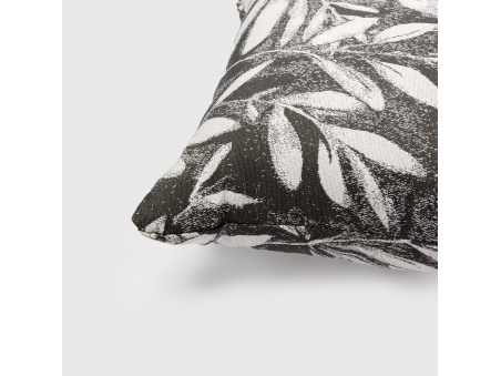 Marra: Waterproof Outdoor Pillow with Soft Padding | Maanta