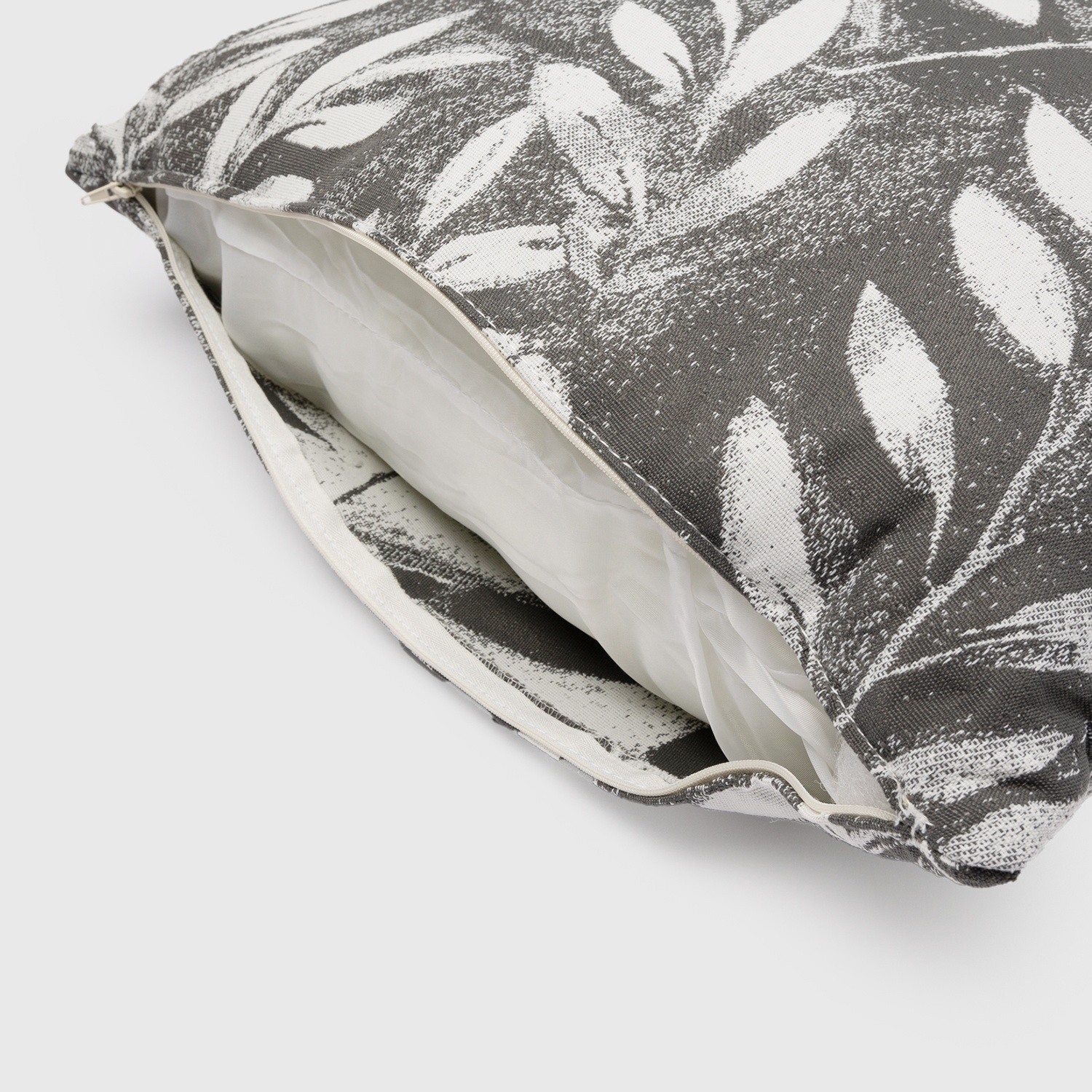 Marra: Waterproof Outdoor Pillow with Soft Padding | Maanta Marra: Waterproof Outdoor Pillow with Soft Padding | Maanta