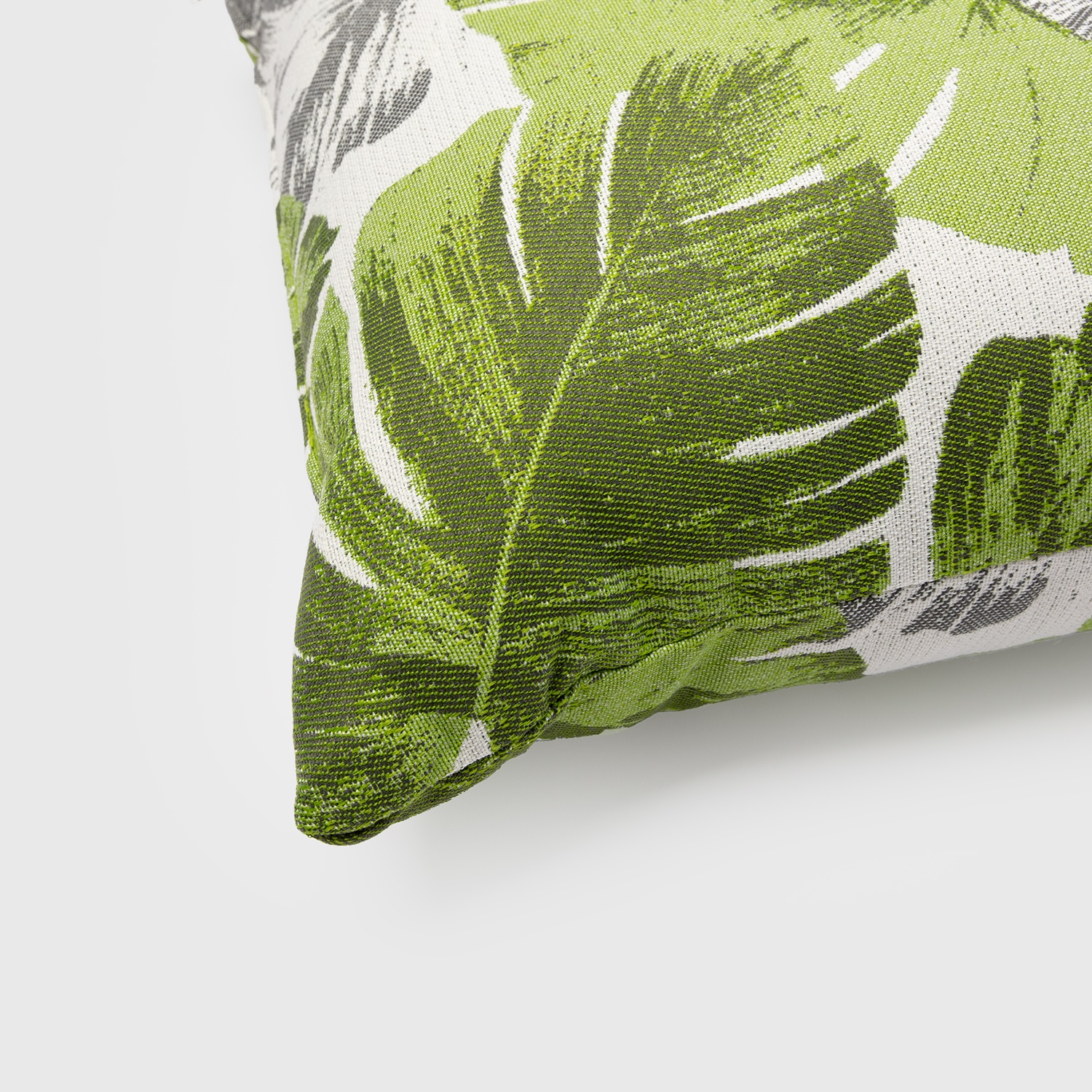 Marra: Waterproof Outdoor Pillow with Soft Padding | Maanta Marra: Waterproof Outdoor Pillow with Soft Padding | Maanta