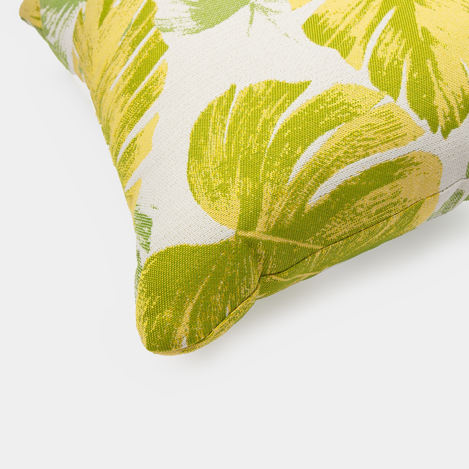 Marra: Waterproof Outdoor Pillow with Soft Padding | Maanta Marra: Waterproof Outdoor Pillow with Soft Padding | Maanta