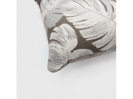 Marra: Waterproof Outdoor Pillow with Soft Padding | Maanta