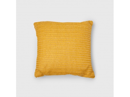 Marra: Waterproof Outdoor Pillow with Soft Padding | Maanta