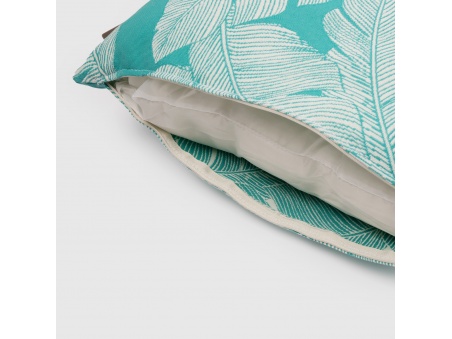 Marra: Waterproof Outdoor Pillow with Soft Padding | Maanta