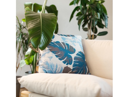 Marra: Waterproof Outdoor Pillow with Soft Padding | Maanta