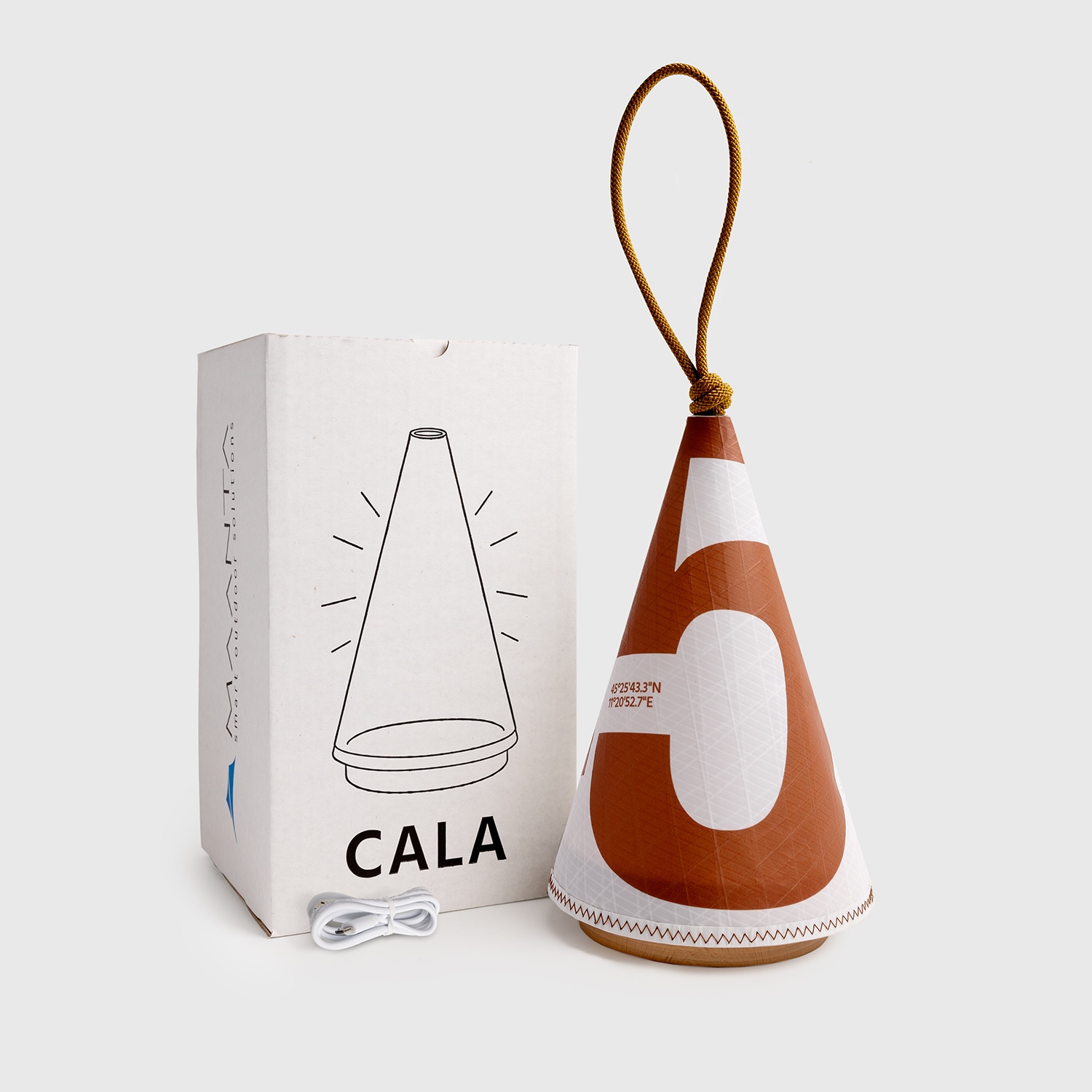 Cala Lamp: Nautical Design, Adjustable Light, 143 Hours of Autonomy Cala Lamp: Nautical Design, Adjustable Light, 143 Hours of Autonomy