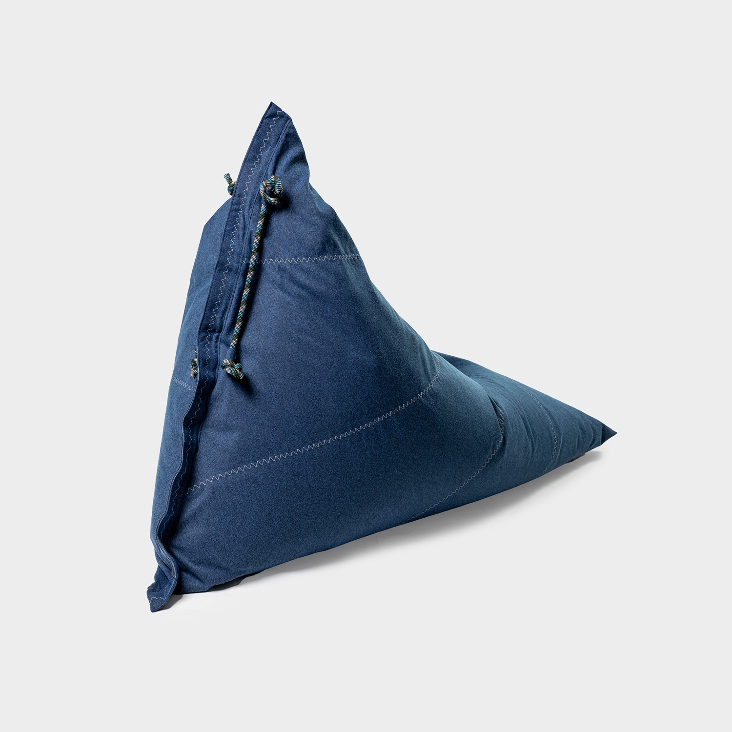 Randa: the Unique Bean Bag with Radial Design for Outdoors and Indoors Randa: the Unique Bean Bag with Radial Design for Outdoors and Indoors