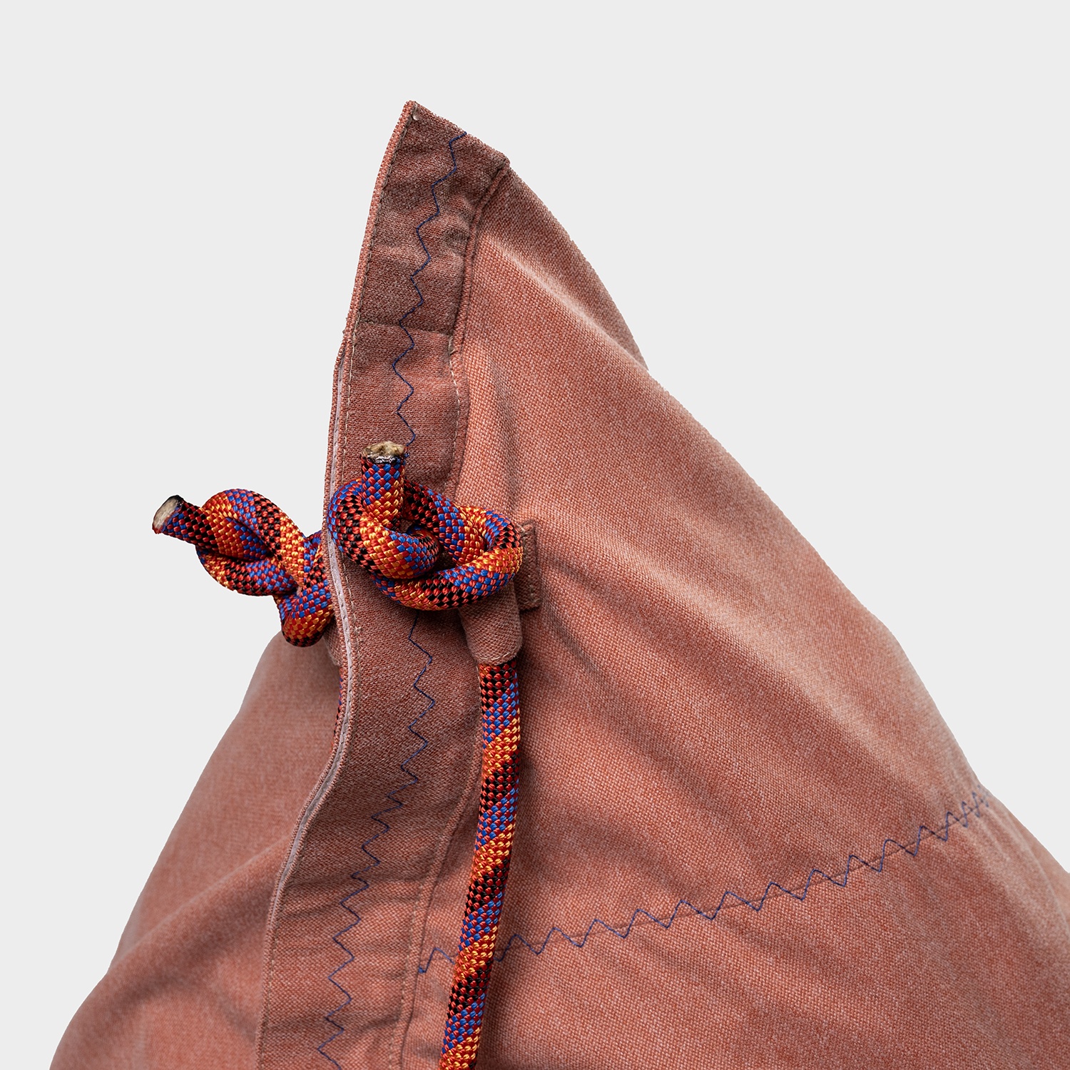 Randa: the Unique Bean Bag with Radial Design for Outdoors and Indoors Randa: the Unique Bean Bag with Radial Design for Outdoors and Indoors