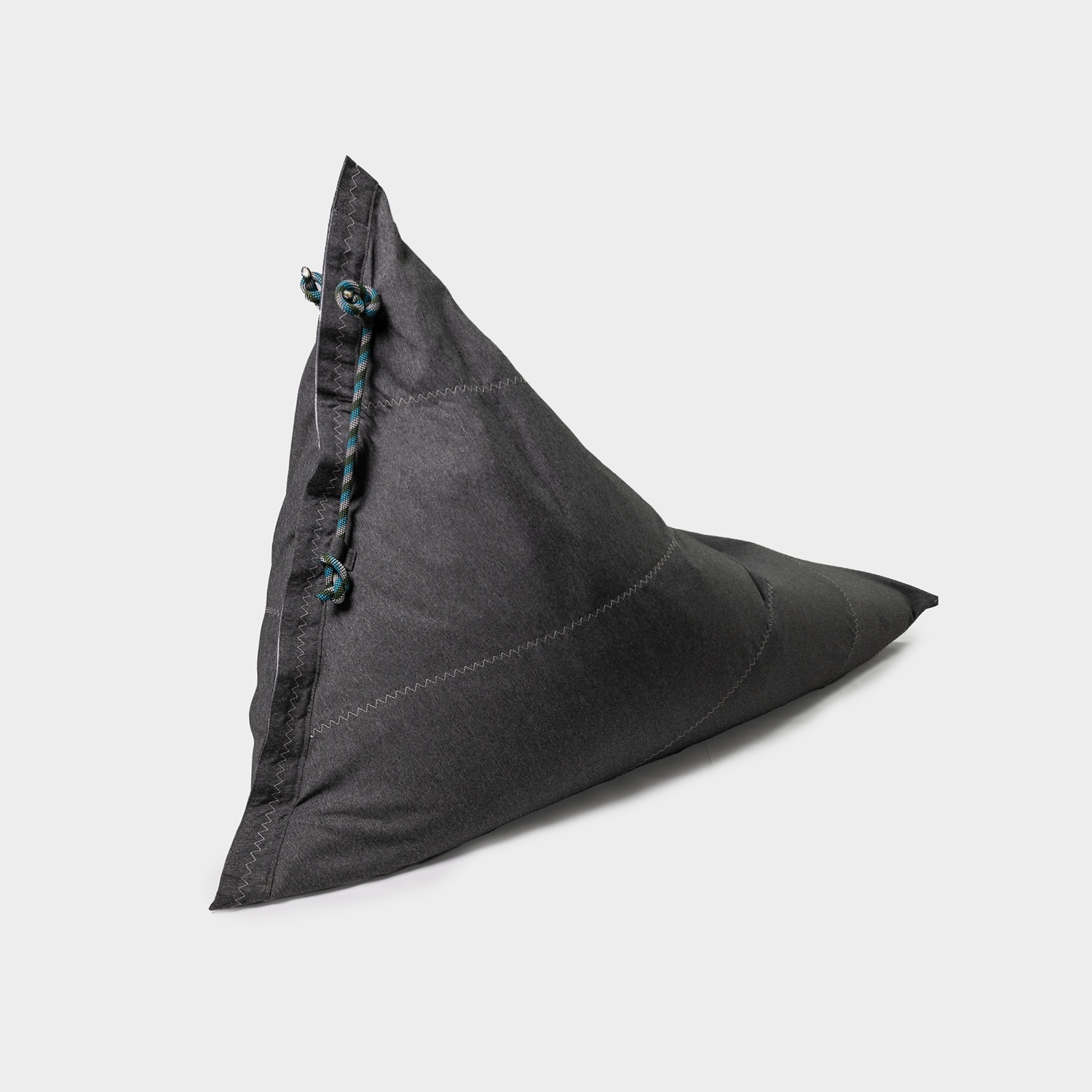 Randa: the Unique Bean Bag with Radial Design for Outdoors and Indoors Randa: the Unique Bean Bag with Radial Design for Outdoors and Indoors