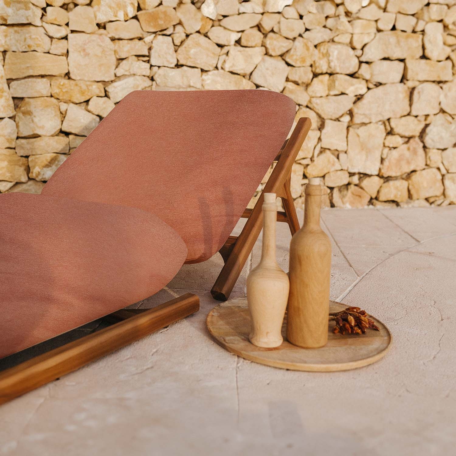 Tuga: Teak sun lounger Unique Nautical Design Tuga: Teak sun lounger Unique Nautical Design