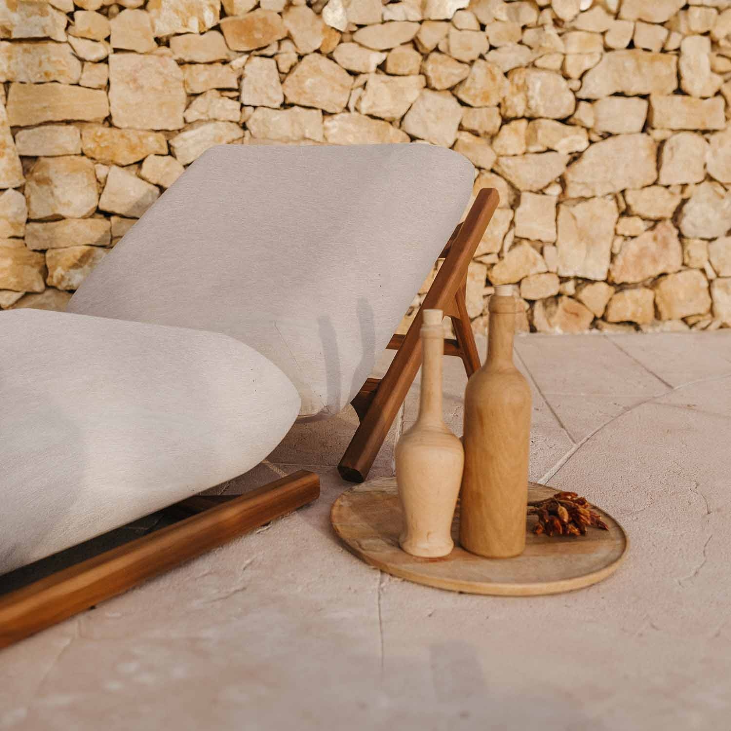 Tuga: Teak sun lounger Unique Nautical Design Tuga: Teak sun lounger Unique Nautical Design