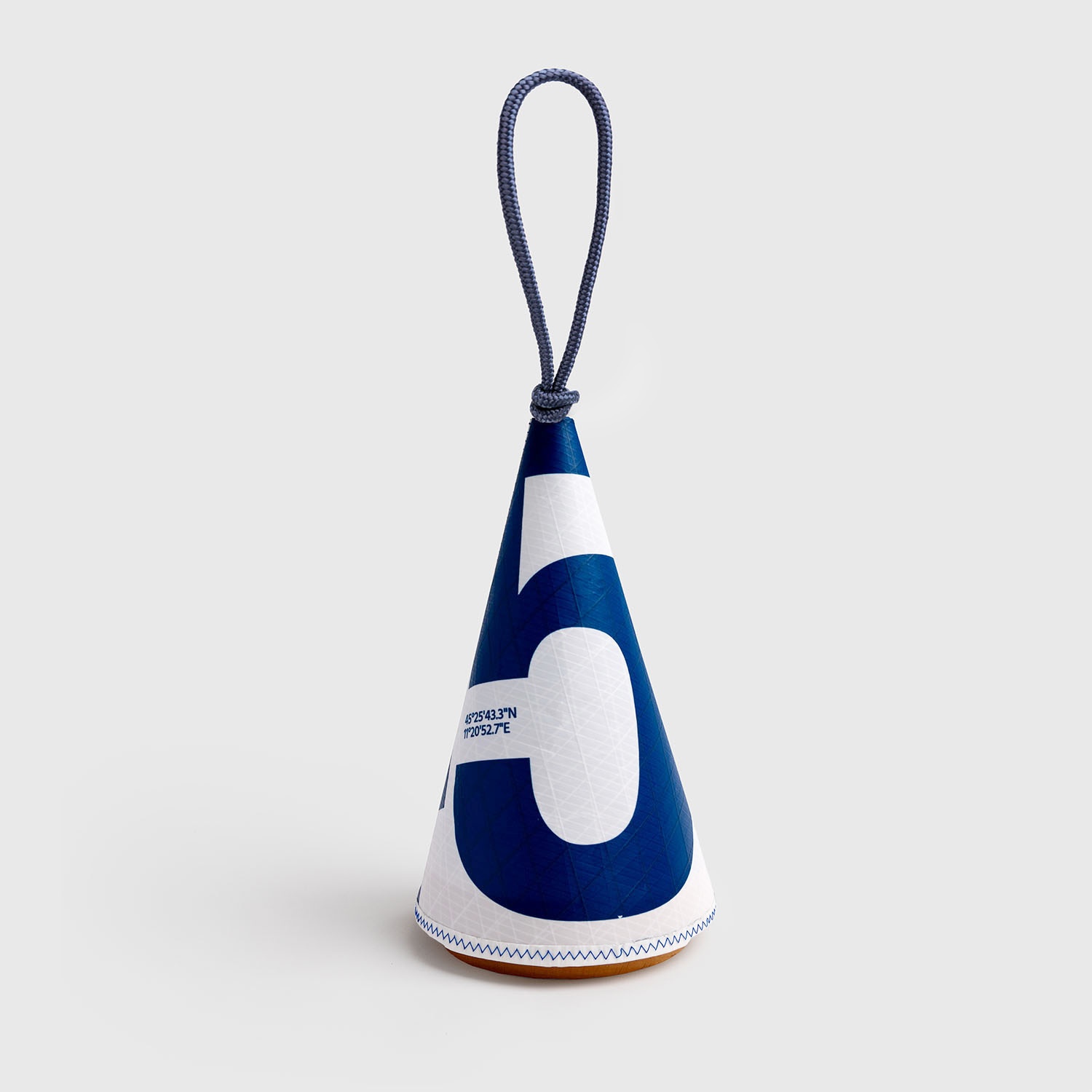 Cala Lamp: Nautical Design, Adjustable Light, 143 Hours of Autonomy Cala Lamp: Nautical Design, Adjustable Light, 143 Hours of Autonomy