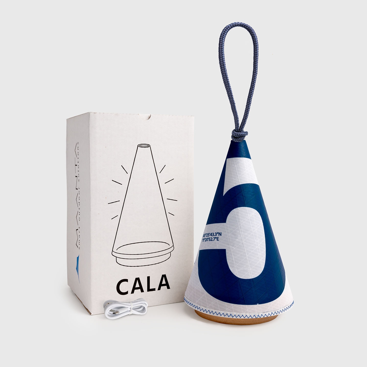 Cala Lamp: Nautical Design, Adjustable Light, 143 Hours of Autonomy Cala Lamp: Nautical Design, Adjustable Light, 143 Hours of Autonomy