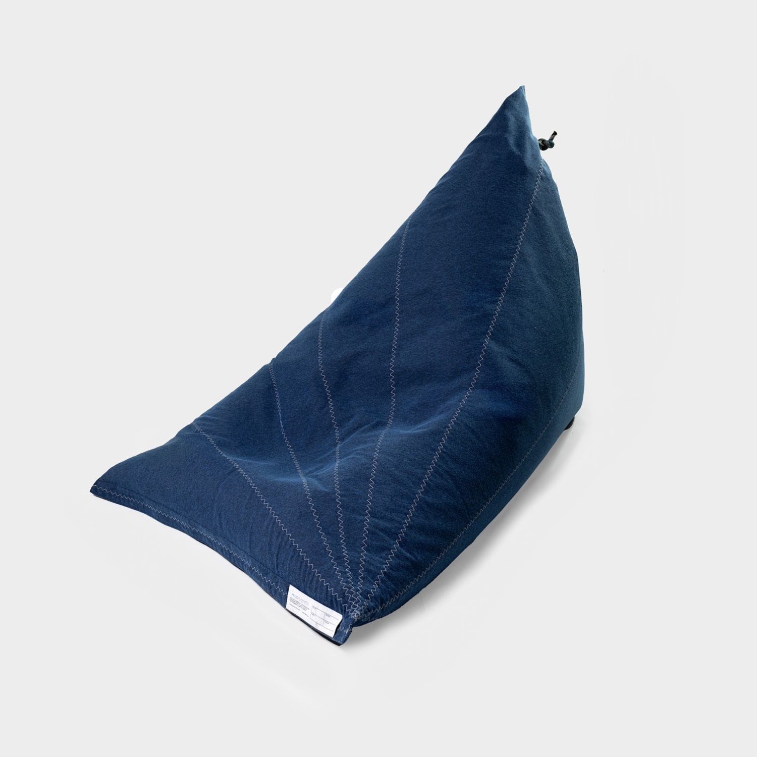 Randa: the Unique Bean Bag with Radial Design for Outdoors and Indoors Randa: the Unique Bean Bag with Radial Design for Outdoors and Indoors