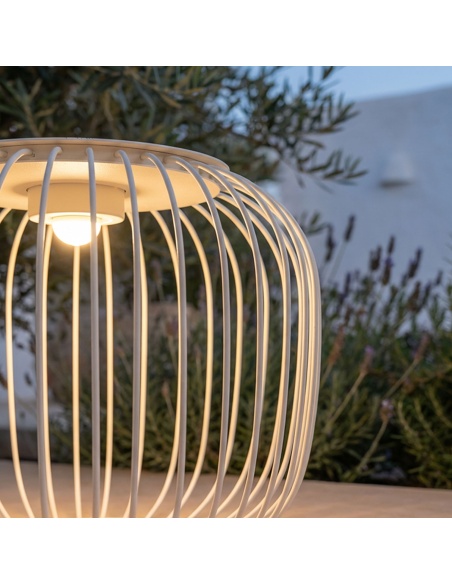 Spheria: Solar Ball Lights and Designer Solar Globe Lights