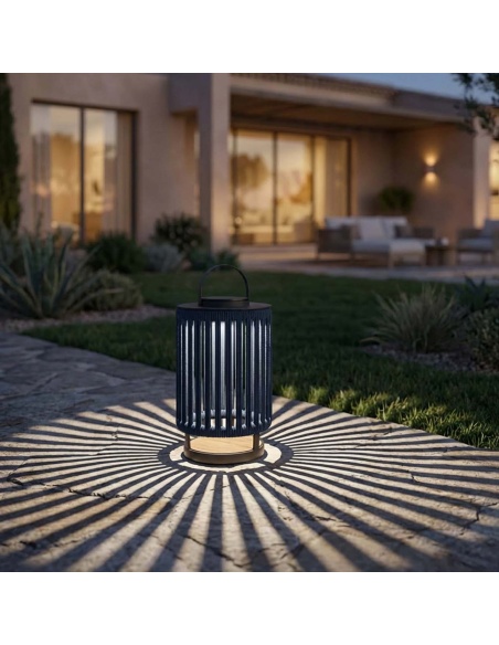 Marinea: Outdoor Lamp in Braided Rope