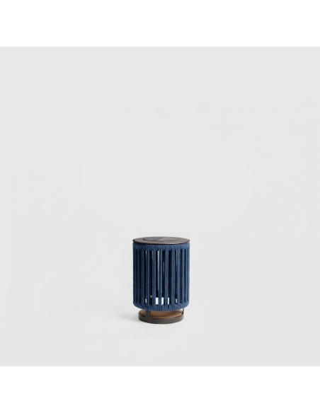 Filara: modern solar light - solar garden lamp for patio and outdoor