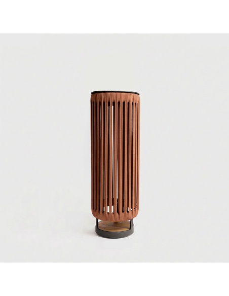 Filara: modern solar light - solar garden lamp for patio and outdoor