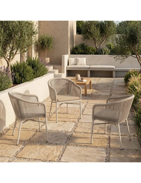 Liara: Outdoor Chair in Anti-UV Olefin Rope