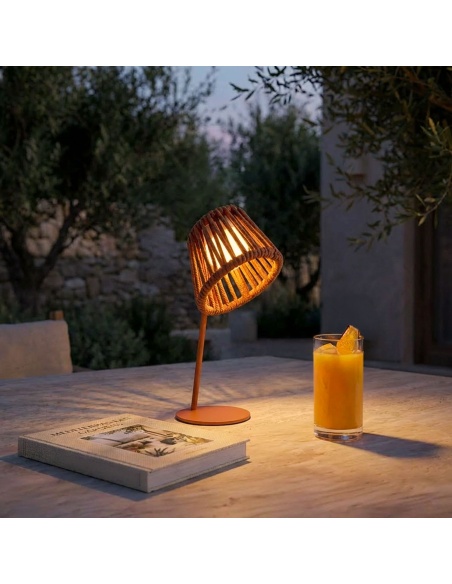 Mini Ropelle: Rechargeable Table Lamp in Olefin Rope