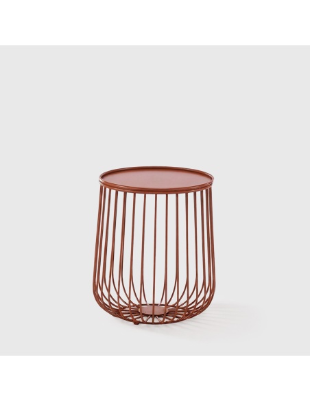 Plana: Low Garden Side Table with a Durable Iron Rod Frame