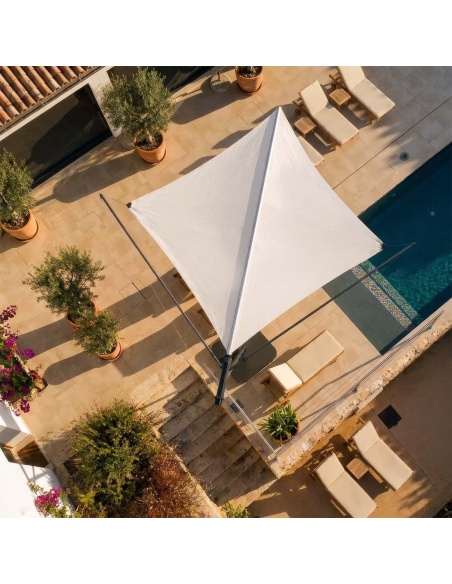 Elicro: The First Solar-Powered Motorised Sail Parasol