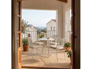 Fornax: Set of 4 Iron Outdoor Chairs with Metal Mesh