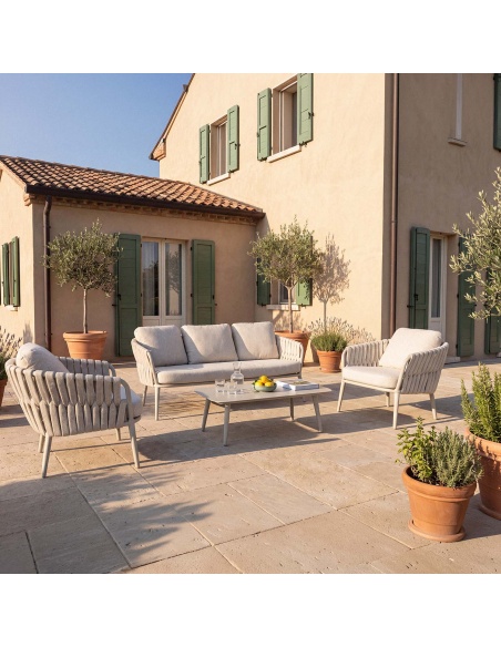 Quieta: 5-Seat Outdoor Sofa Set in Aluminium and Rope