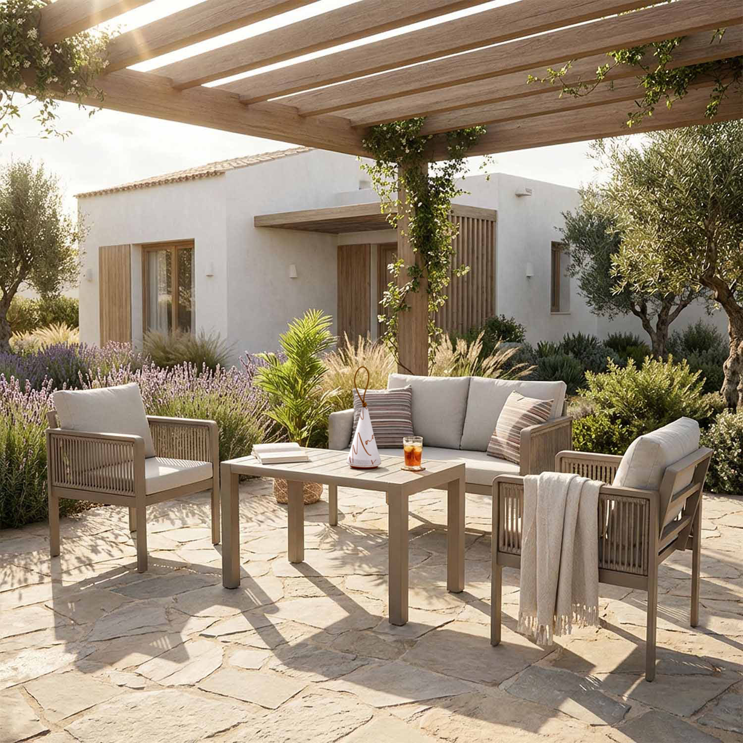 Indoors and outdoors, the same set