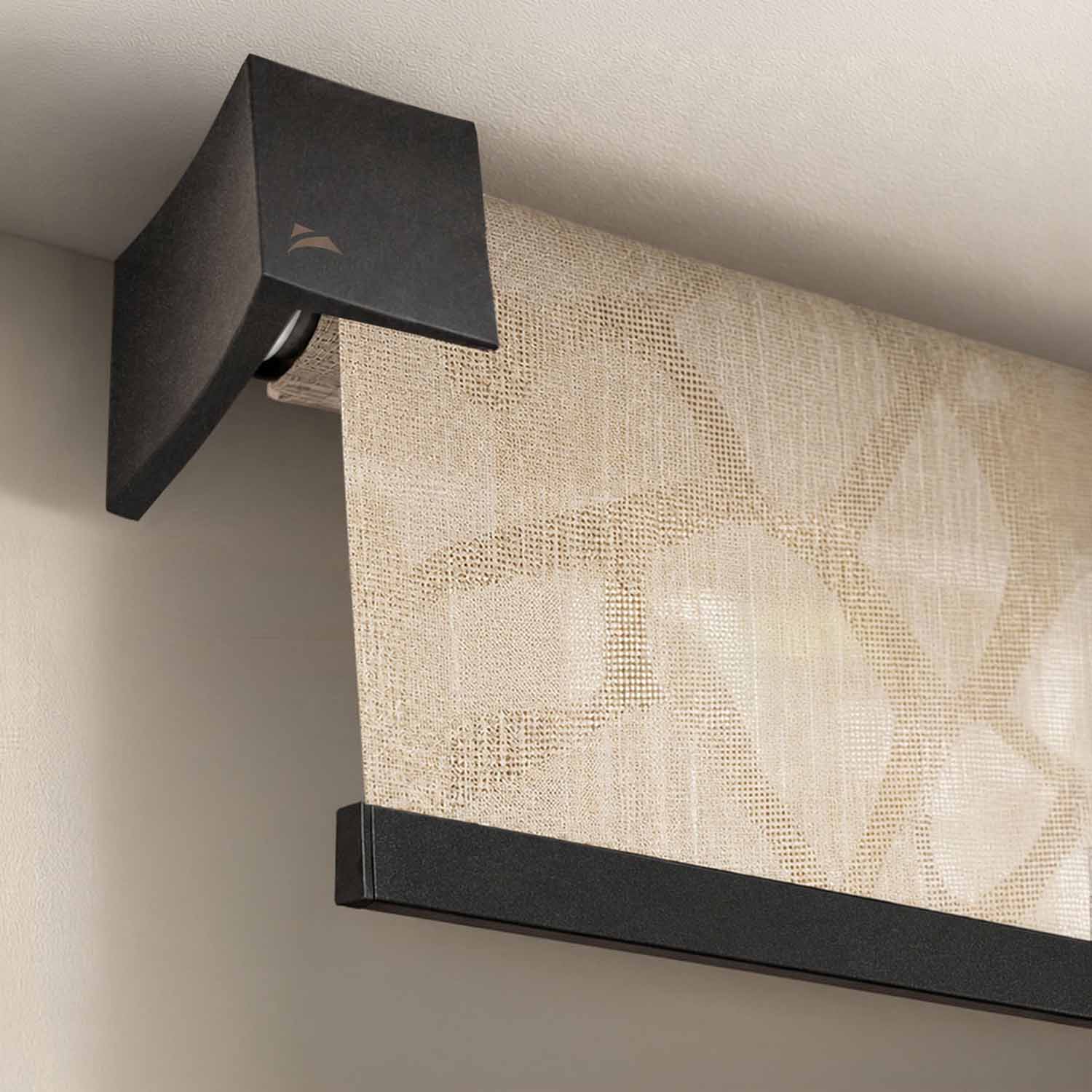 Tens-Flow keeps the fabric taut